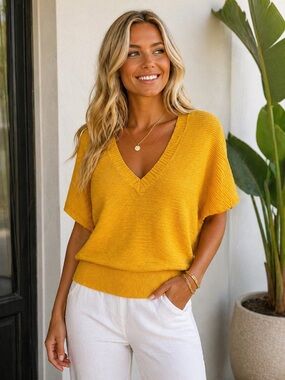 Express Golden Yellow V-Neck Sweater XS Chic Textured Knit Short Sleeve Luxe Top